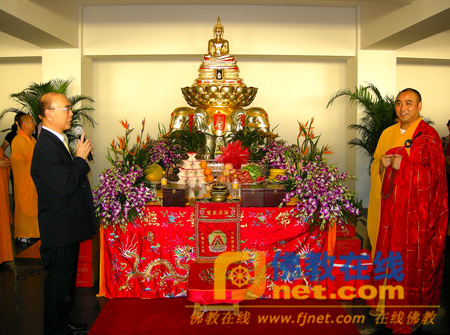 泰国金身佛像安奉仪式现场
