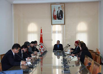 1月10日，朱维群代表团一行会见突尼斯宗教事务部长奥姆兰